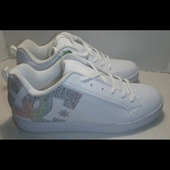 DC Women's Court Graffik Women's Size 9.5 Rainbow - Picture 1 of 7